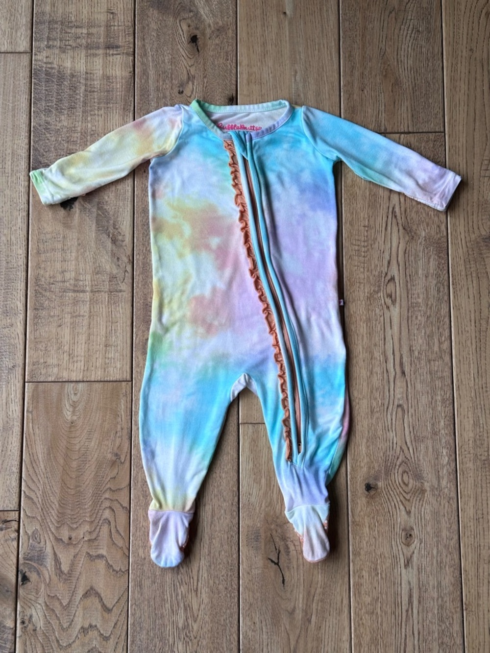 Ruffle Butts Tie-Dye SoftSnooze Ruffle One Piece Footie Pajama size 0-3 Months